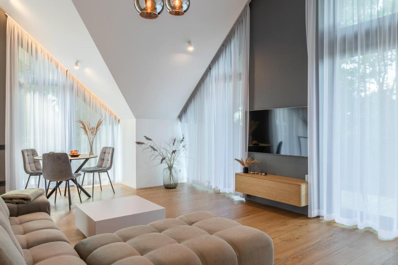 Holidayplus Multiple Apartments, By Cohost Palanga Ngoại thất bức ảnh